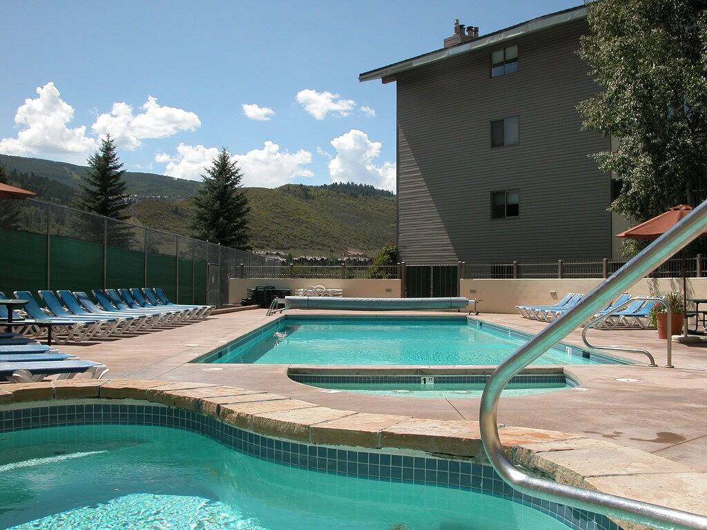Ganze Wohnung, Bc West # : Luxury 2Br Condo w / Free Skier Shuttle, beheizter Pool, Whirlpools in Avon, Beaver Creek