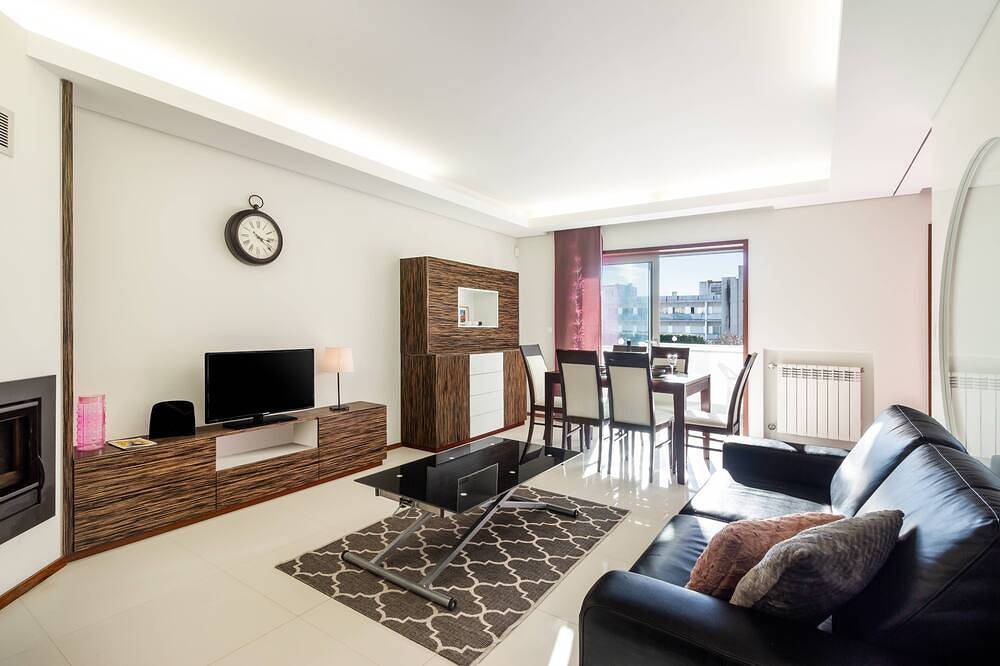 Pink Apartment - Spacious Apartment with Pool, foto 8