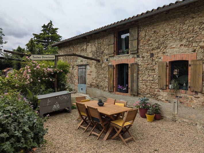 Location de vacances pour 2 personnes, avec jardin à Abzac - 4