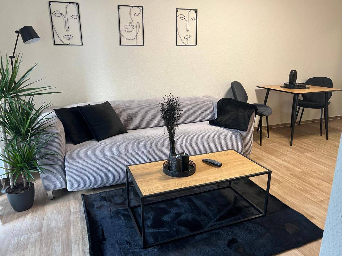 Ganze Wohnung, One-Bedroom Apartment in Weyhausen, Landkreis Gifhorn