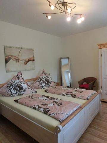 Ferienhaus für 12 Personen, mit Ausblick und Garten in Neumagen-Dhron