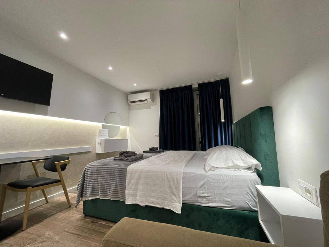 Ganzes Studio, Le petite Central Studio Apartments in Tiranë, Albanien