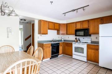 Vacation Rental for 6 Guests in Wells (Maine), Maine, Picture 3