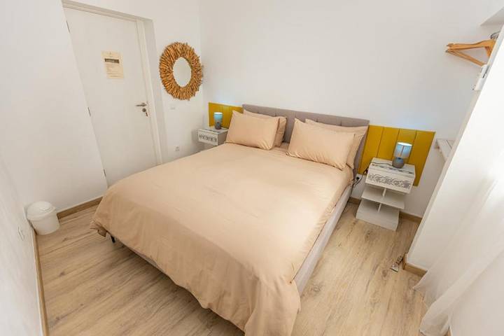 Alojamiento y desayuno para 2 personas, con terraza además de piscina y jardín en Carvoeiro - 4