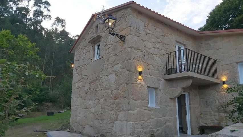 Ferienwohnung für 4 Personen, mit Terrasse und Pool sowie Garten, mit Haustier - 1