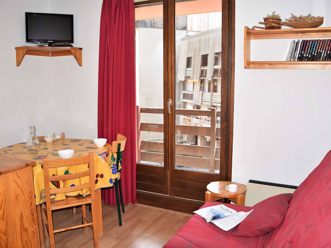 Appartement entier, Studio 4 pers proche remontées, commerces, animaux admis - Risoul 1850 in Station de Risoul, Risoul