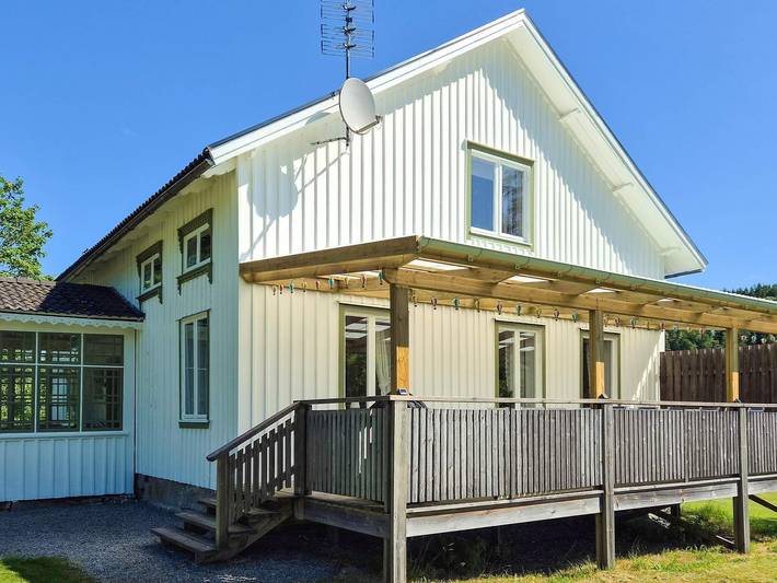 Ferienhaus für 11 Personen, mit Terrasse und Garten, kinderfreundlich in Dalsland - 2