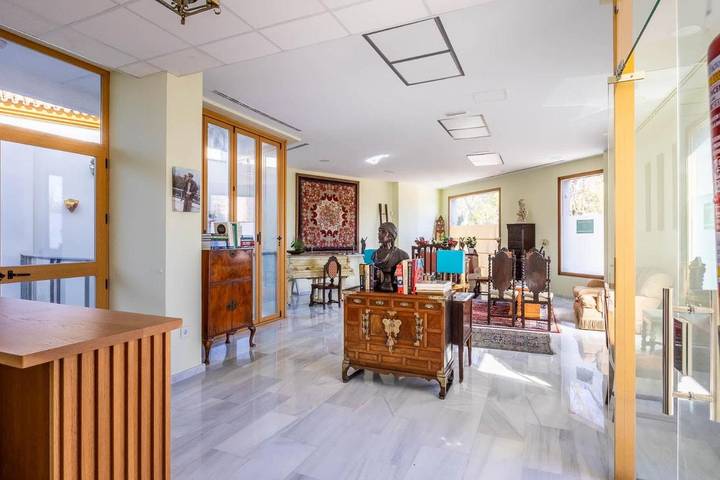 Casa rural para 12 personas, con terraza en Carmona  - 3