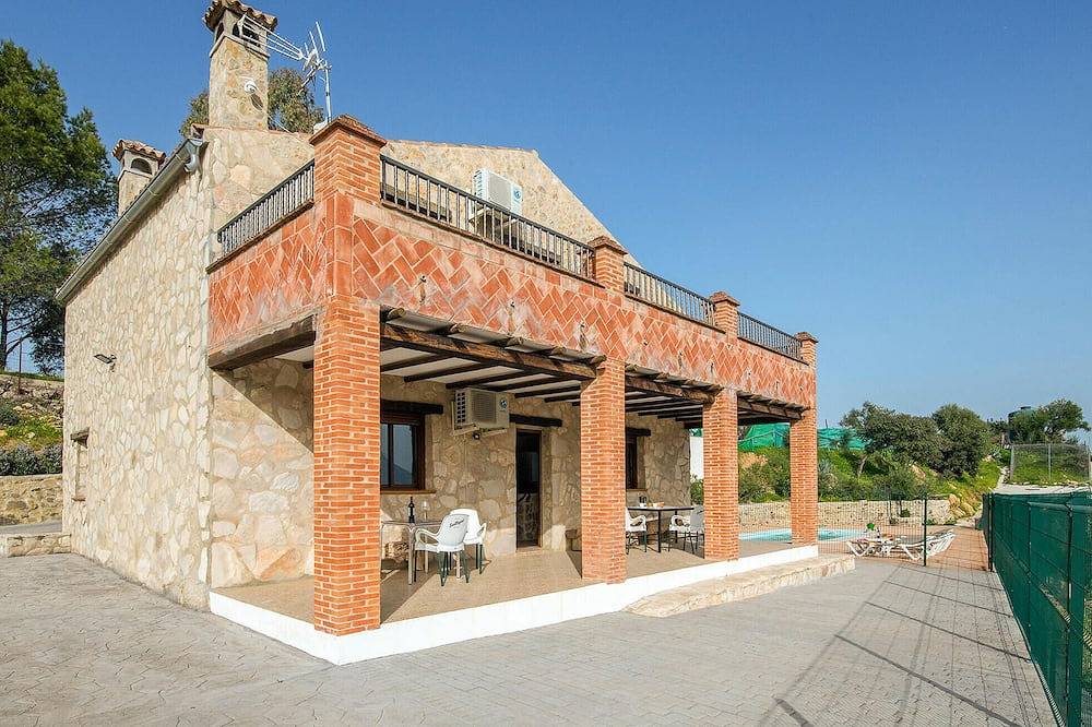 Stunning home in Algodonales in Algodonales, Pueblos Blancos