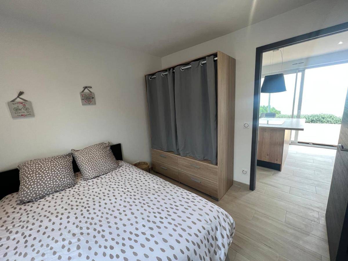 One-Bedroom House in Les Pieux, Côte de la Déroute