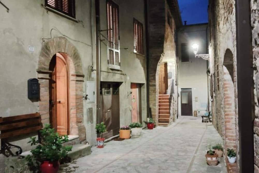 Ganze Wohnung, At Rita's house in Avigliano Umbro, Terni Provinz