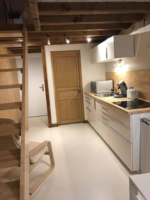 Appartement entier, Studio 30m2 centre de Cusset in Cusset, Région de Vichy