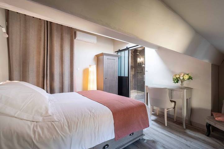 Chambre d’hôte pour 18 personnes, avec sauna ainsi que jardin et jacuzzi à Berrias-et-Casteljau - 4
