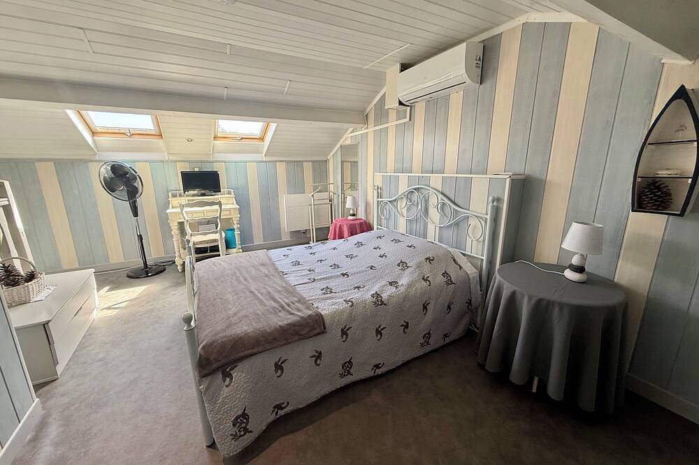 Ganze Wohnung, Le Lavandin: Air conditioning, parking and terrace with view in Montélimar, Nyons und Umgebung