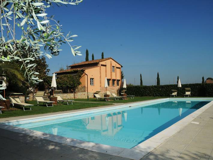 Entire apartment, Appartement in Castiglione Del Lago mit Terrasse, gemeinsamem Pool und Garten in Castiglione del Lago, Lake Trasimeno
