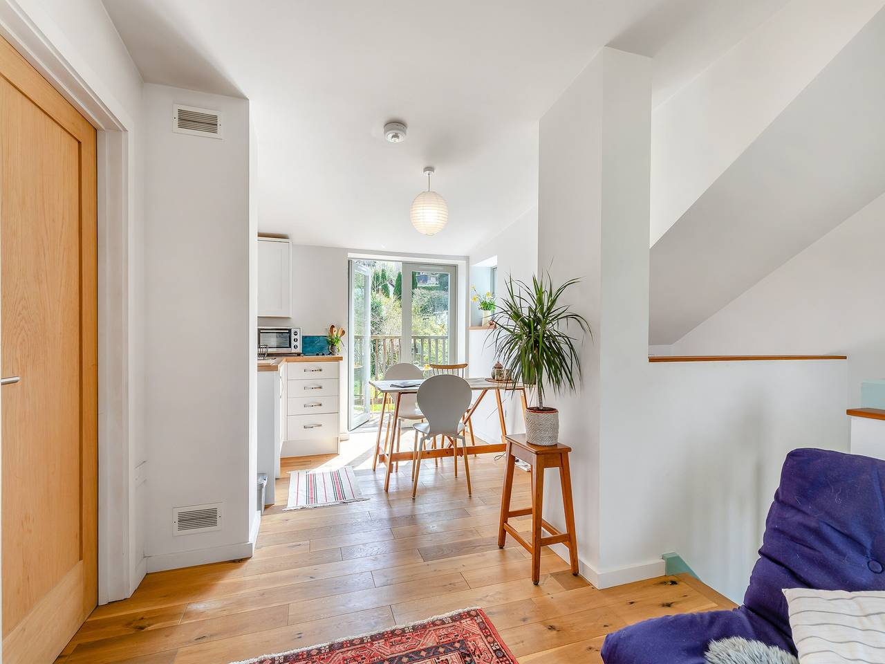 Earthspring Flat in Totnes, Devon