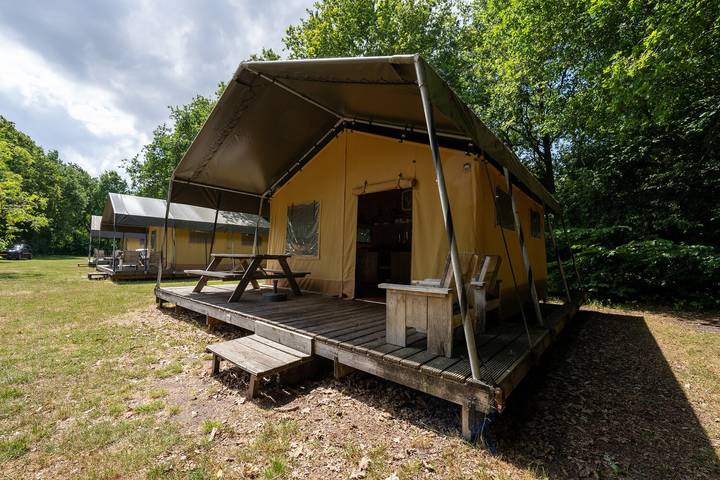 Camping voor 4 personen, met Terras en Zwembad in Drenthe