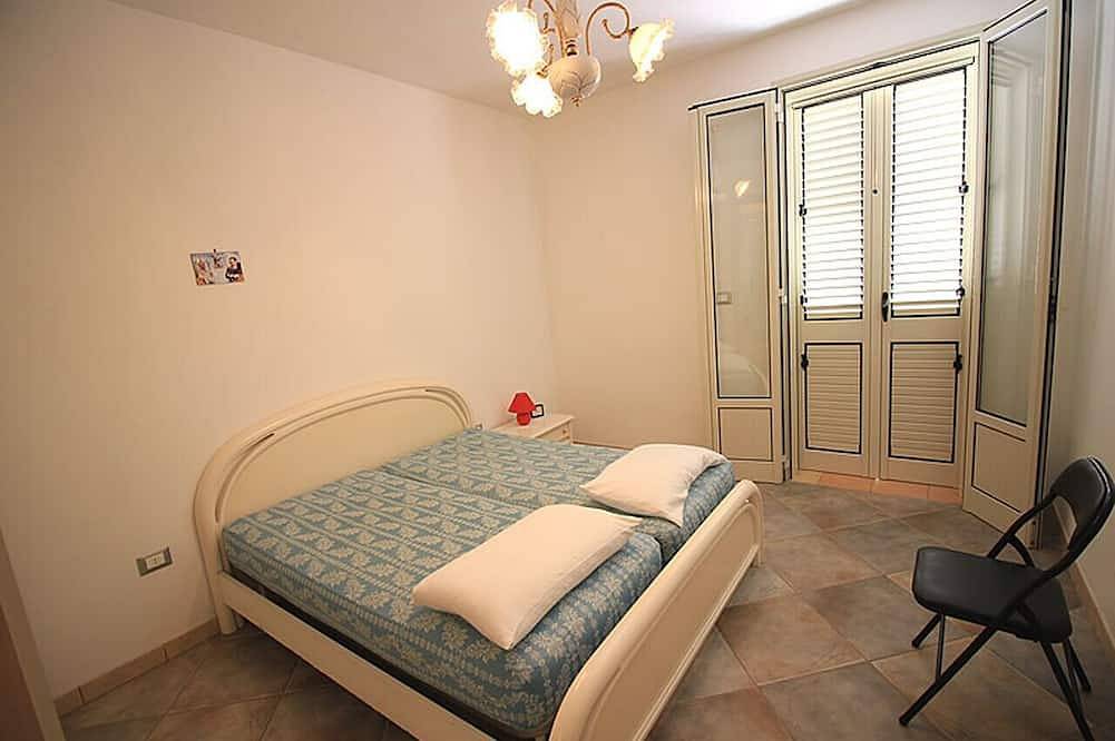 Independent villa with two bathrooms at 150mt from the sea in Marina di Pescoluse, Torre Vado