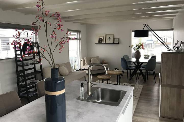 Ferienhaus für 4 Personen, mit Terrasse und Garten