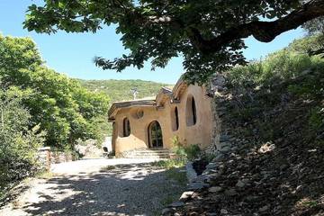 Gîte pour 8 personnes, avec terrasse ainsi que piscine et jardin à Rieussec