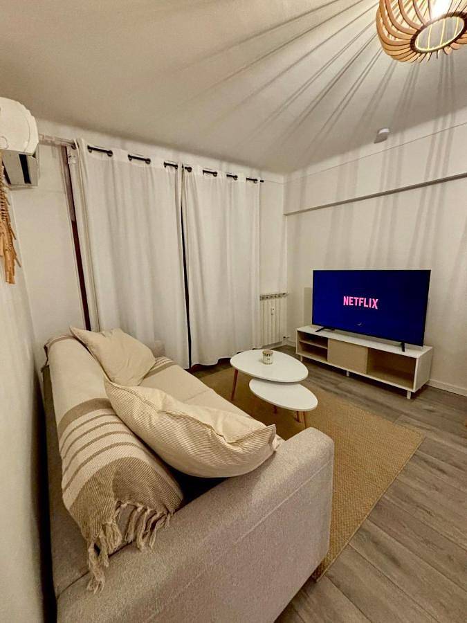 Gîte pour 4 personnes, avec vue et balcon dans Port du Cros de cagnes - 3