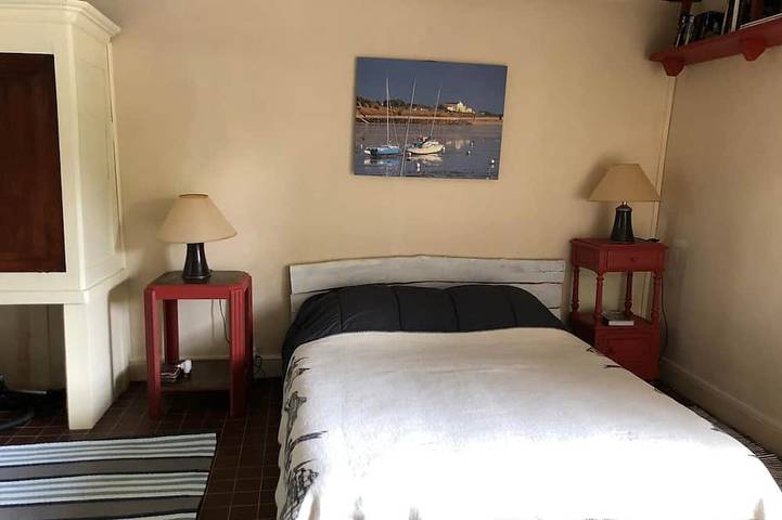 Location de vacances pour 8 personnes, avec jardin ainsi que balcon et jacuzzi à Champagne-Mouton - 3