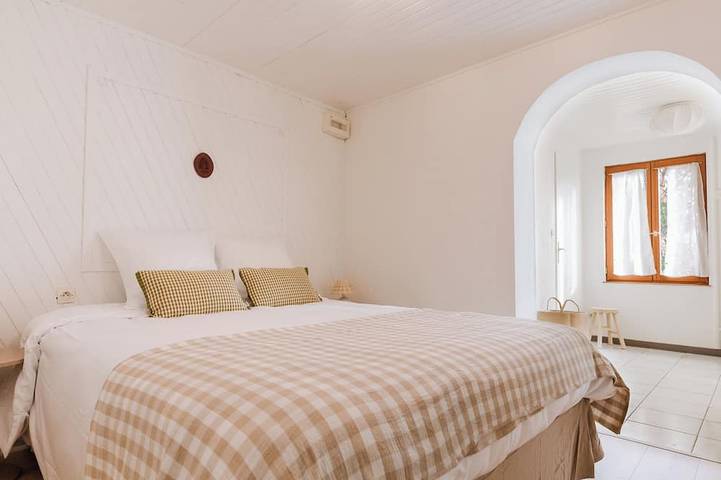 Gîte pour 15 personnes, avec sauna et balcon ainsi que jardin et jacuzzi, animaux acceptés à Saint-Amarin - 2