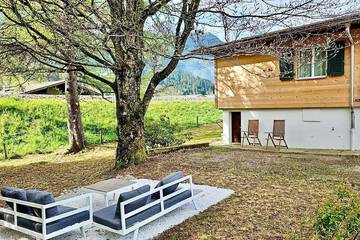 Maison de campagne pour 6 personnes, avec balcon et jardin à Rougemont