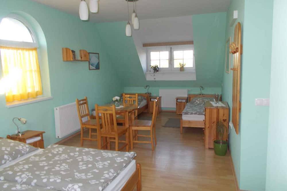 Ferienhaus mit Pool und Klimaanlage in Nagyvázsony, Balaton Region