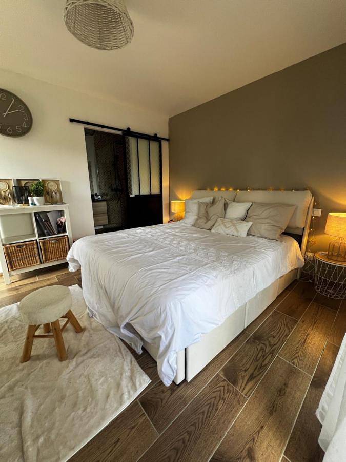 Chambre d’hôte pour 3 personnes, avec jardin et piscine - 1