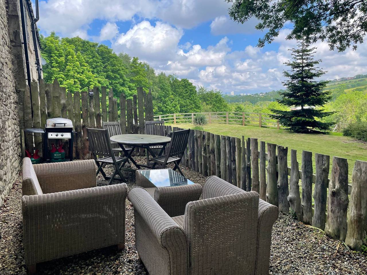 🌿 Quaint Country Cottage with Valley Views, Dog-Friendly & Horse-Friendly in Gateshead