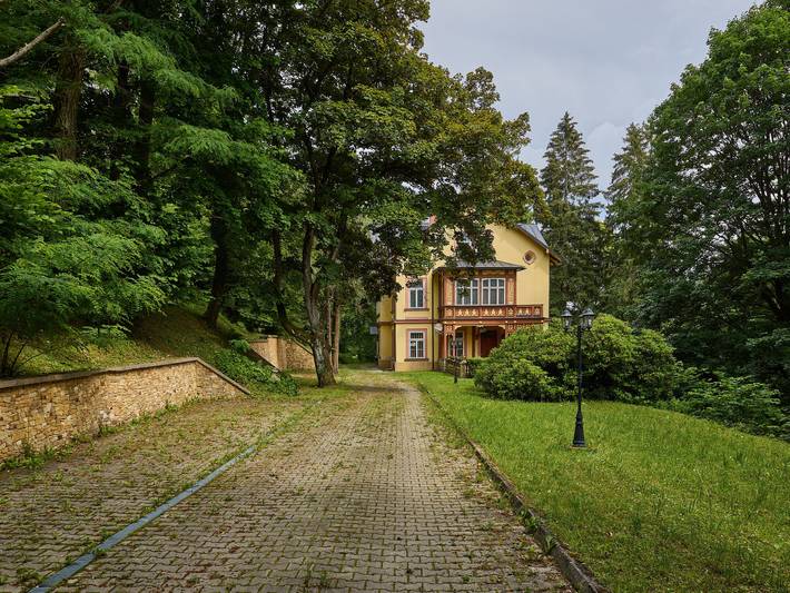 Apartament wakacyjny dla 2 osób, z Ogród w Jańskie Łaźnie