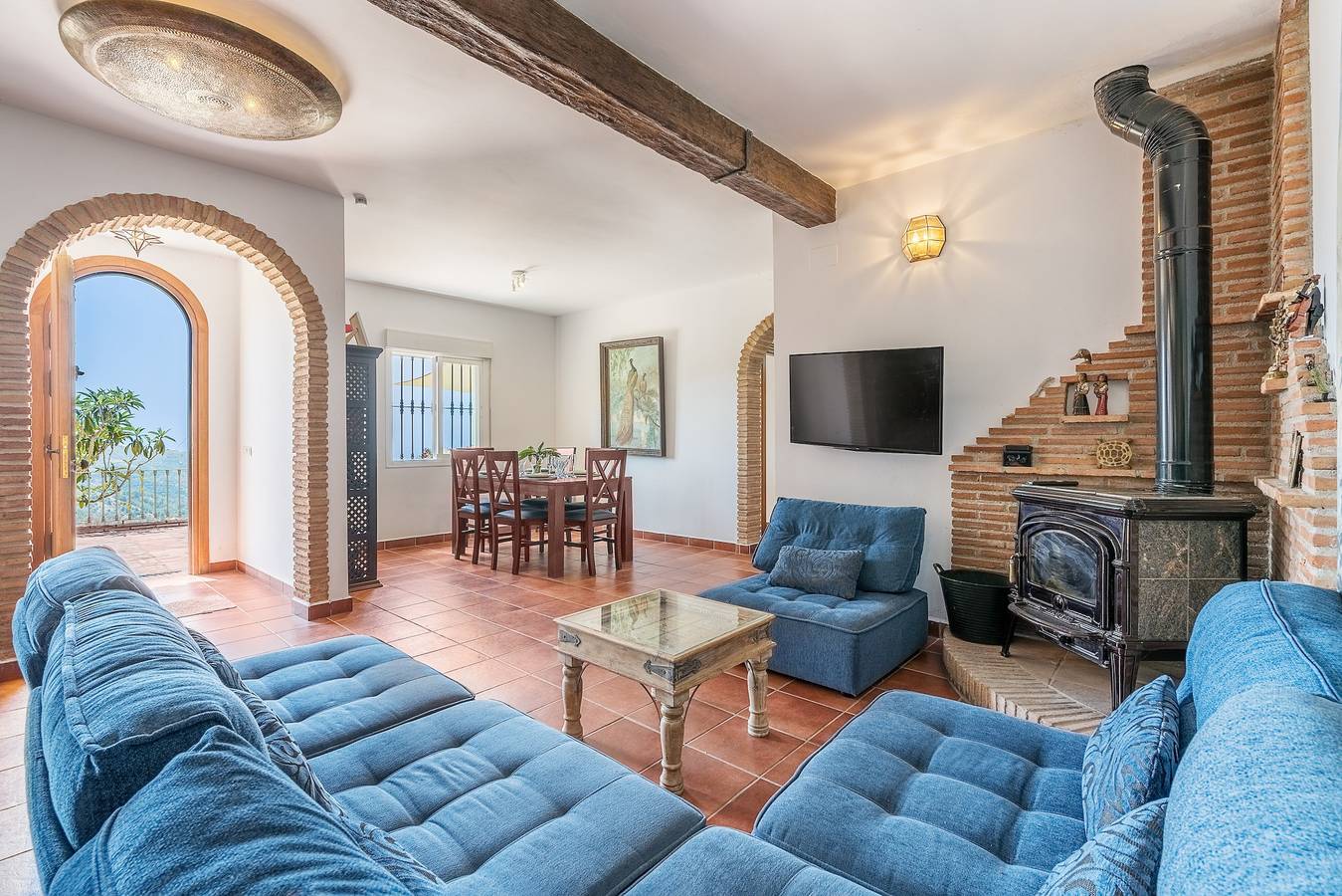 Casa "Cortijo La Alberquilla" con vistas a la montaña, vistas al mar, piscina, Wi-Fi y jardín in Otívar, Costa Tropical