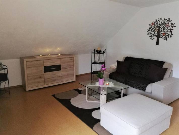 Ferienwohnung für 3 Personen, mit Garten und Ausblick in Ebensfeld - 2