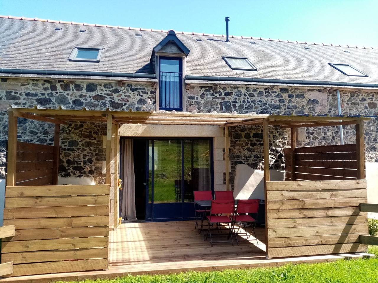 Gîte Le Pommier, à 5 km de la mer, La Ville Marqué in Hénanbihen, Région de Dinan