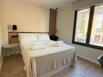 Maison d’hôte pour 2 personnes, avec balcon et vue, animaux acceptés à Saragosse