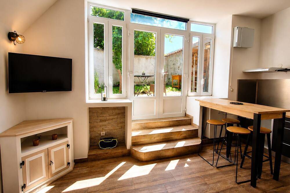 Appartement entier, Studio cosy avec jardin proche de la Seine in Champagne-sur-Seine, Seine-et-Marne