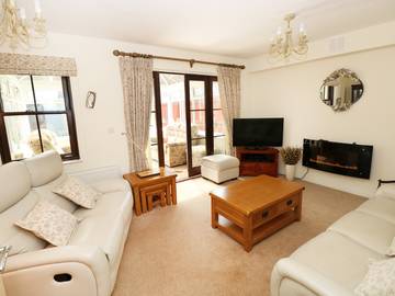 Cottage for 8 People in Burry Port, Carmarthenshire, Photo 2