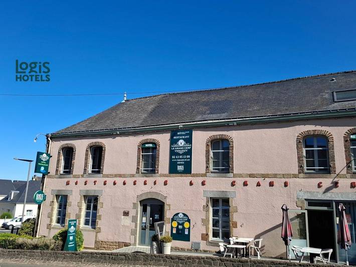 Hôtel pour 3 personnes, avec terrasse et jardin, animaux acceptés à Ernée