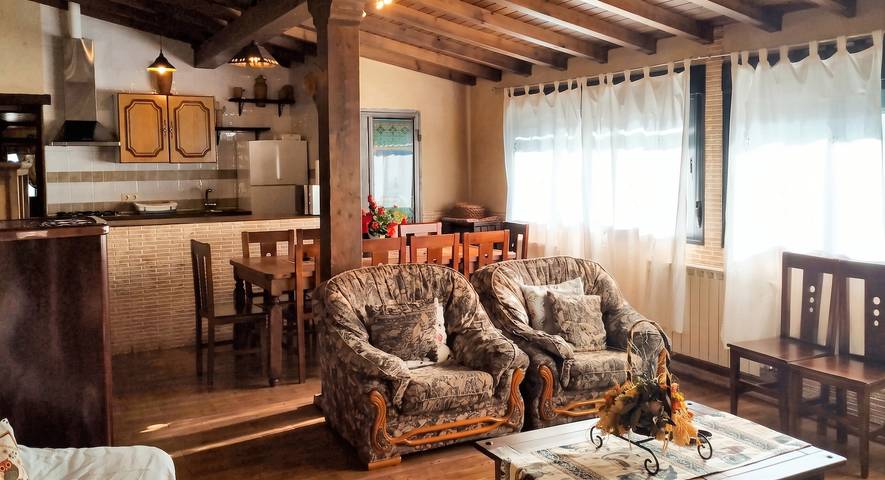 Elegante Villa mit privatem Pool in Jerte in Jerte, Valle del Jerte
