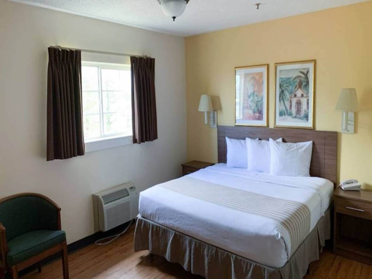 Entire apartment, Ada Queen Bed|Smk|Kitchen in Myrtle Beach, Grand Strand