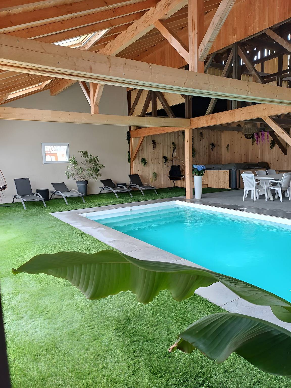 Gîte kymsourit: ruim 4-sterren vakantiehuis met zwembad en sauna in Zand, Regio Sélestat-Erstein