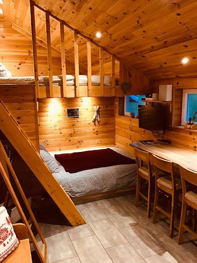 Location de vacances pour 4 personnes, avec jardin et vue à Villers-au-Tertre