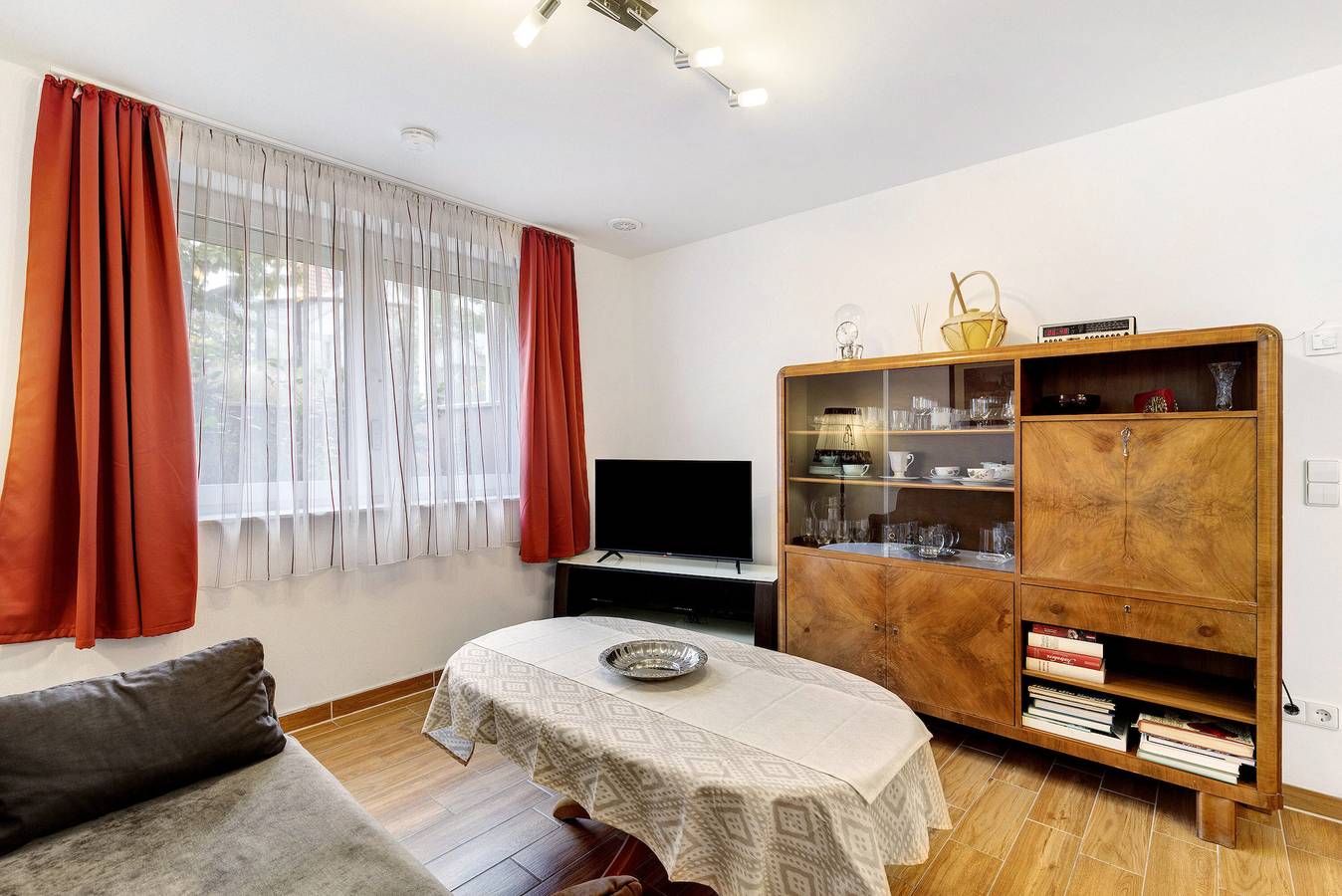 Ganze Wohnung, Ferienwohnung 'Julia's Ferienwohnung' mit privater Terrasse, privatem Garten und Wlan in Plötzin, Werder