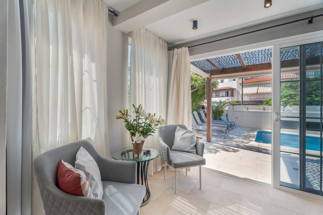 Ferienvilla 'La Caleta Seaside mit Pool' mit Meerblick, Wlan und Klimaanlage in La Caleta, Adeje