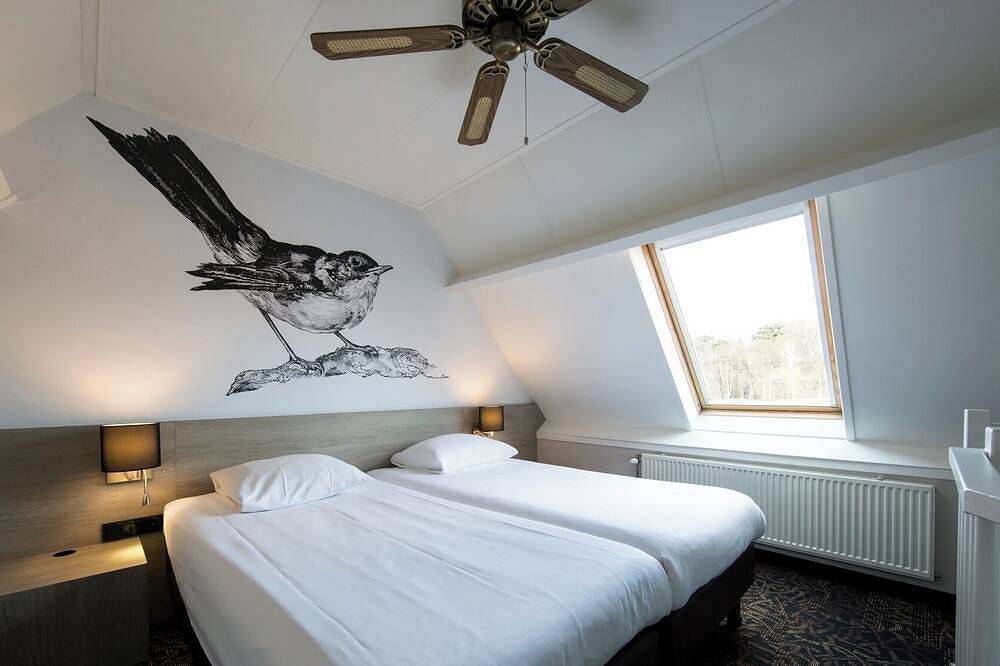 Comfortable Enschede Retreat — Near Het Hulsbeek And Scenic Bike Routes in Enschede, Twente
