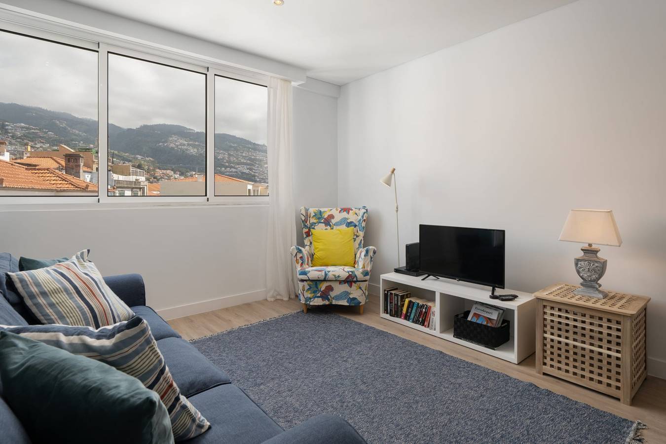 Apartamento inteiro, Calçada do Pico I, renovado, no centro da cidade in Funchal (São Pedro), Madeira
