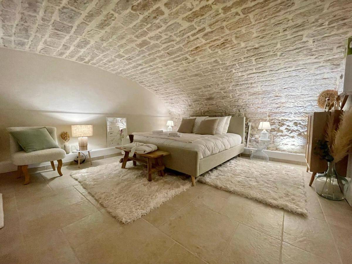 Appartement entier, One-Bedroom Apartment in Gevrey-Chambertin, Région de Dijon