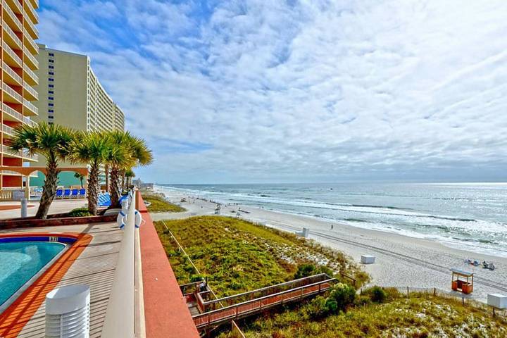 Beach rental for 6 people, with balcony and pool in Panama City Beach