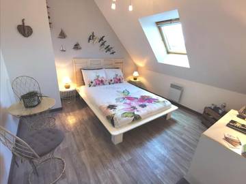Cottage pour 2 personnes, avec jardin, animaux acceptés à La Ville-ès-Nonais